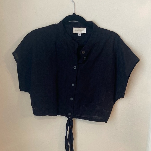 Anthropologie Shirt Women's Black/Navy Medium
Corey Lynn Calter Cropped - Picture 2 of 7